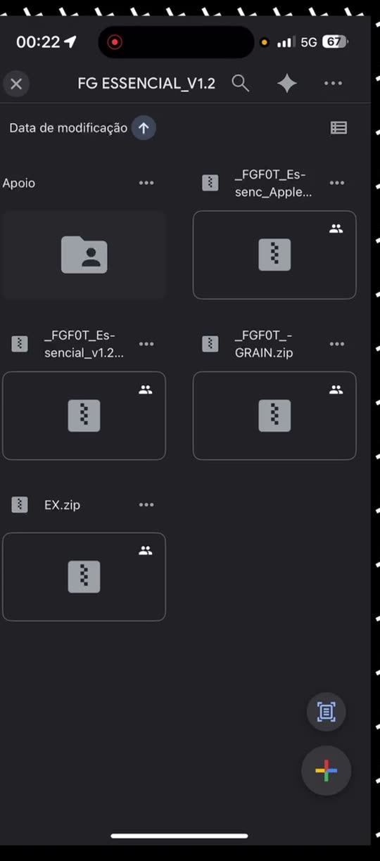 Pasta no Google Drive aberta no celular, mostrando quatro arquivos zip de presets e uma pasta de apoio